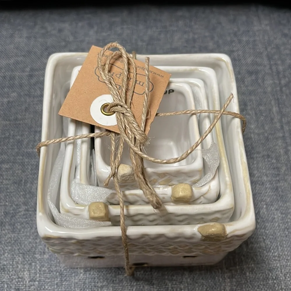 Mud Pie White House Nesting Measuring Cups